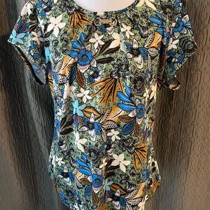 Notations Multicolor Floral Short Sleeve Top